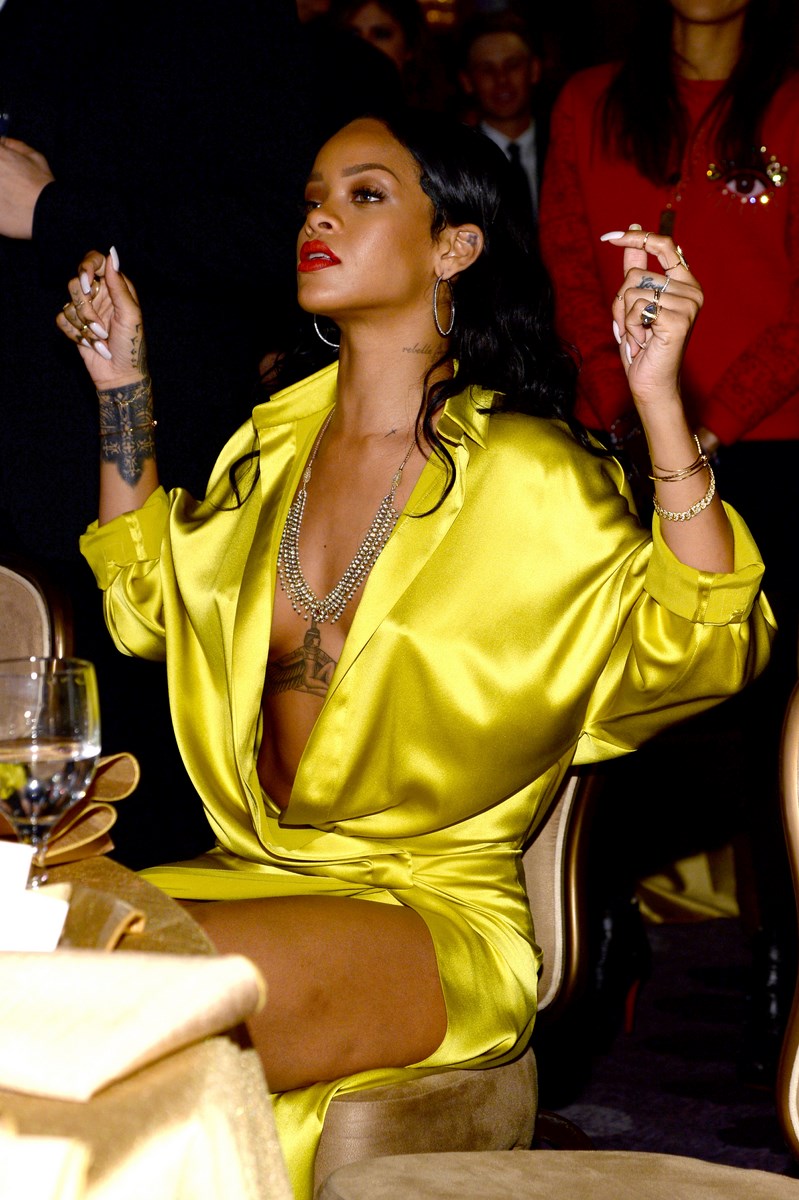 Rihanna_56th_Annual_Grammy_Awards_Pre_Grammy_Gala_in_Beverly_Hills_January_25_2014_02_______________________.jpg
